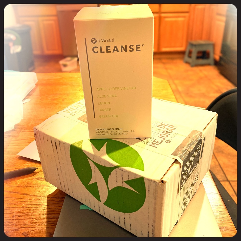 ItWorks! 2 day cleanse X 3